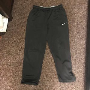 Nike Therma-Fit men's sweatpants